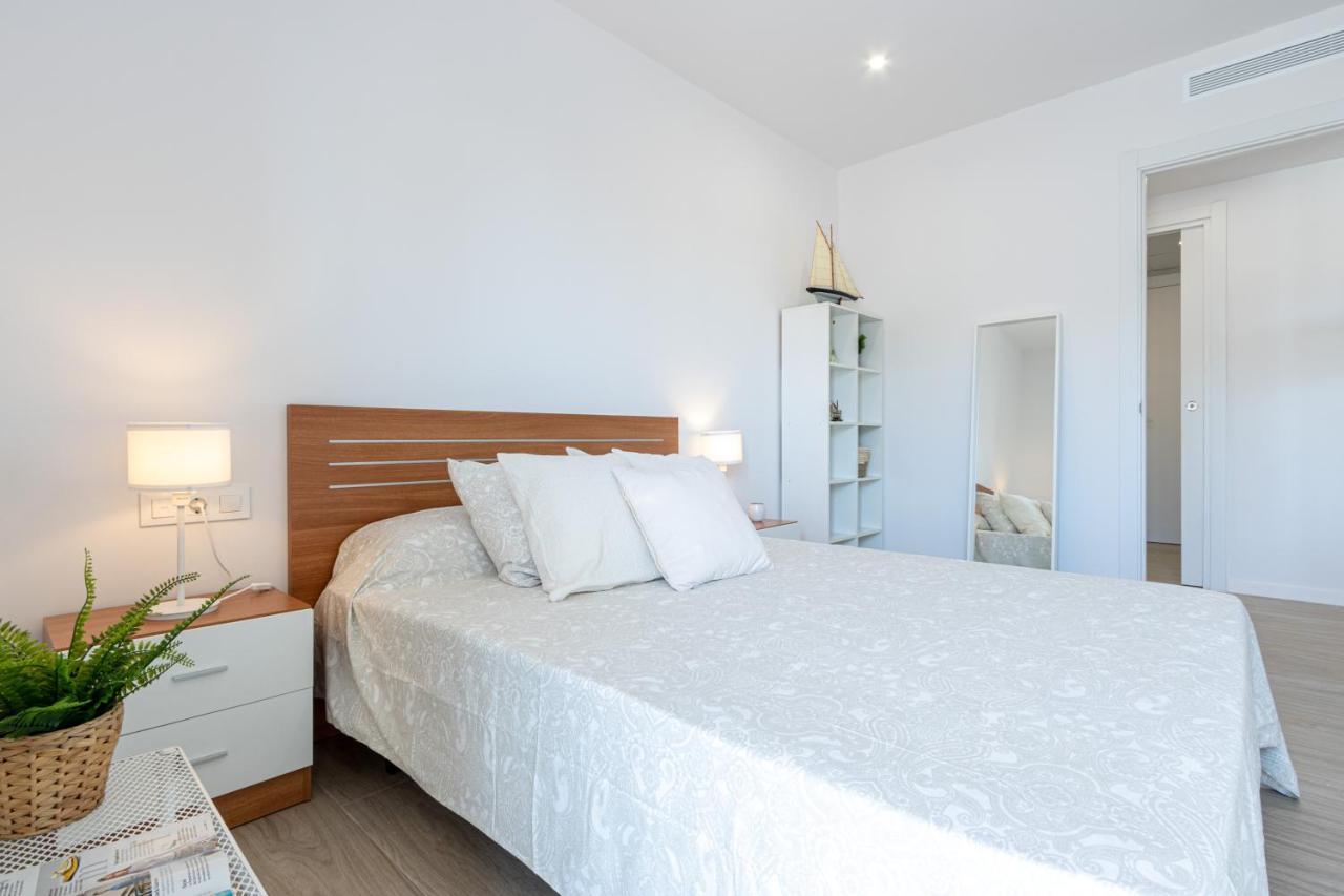 M A R I V E N T Suite With Bathroom And Terrace 50 M2 โรเซส ภายนอก รูปภาพ