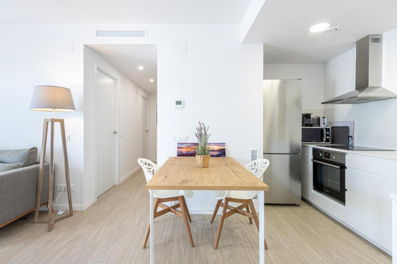 M A R I V E N T Suite With Bathroom And Terrace 50 M2 โรเซส ภายนอก รูปภาพ